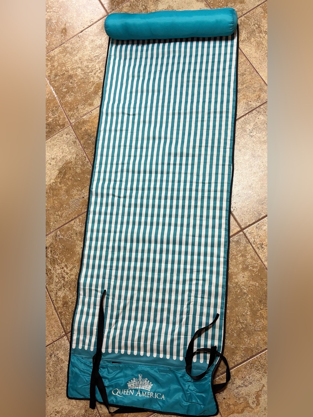 Roll up Beach/Pool Mat With Pillow